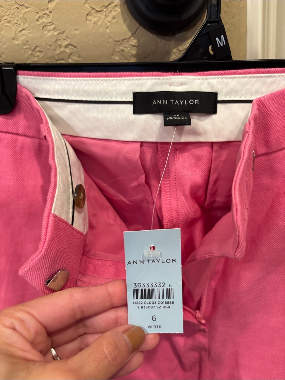 Ann Taylor Bright Pink Womens Shorts